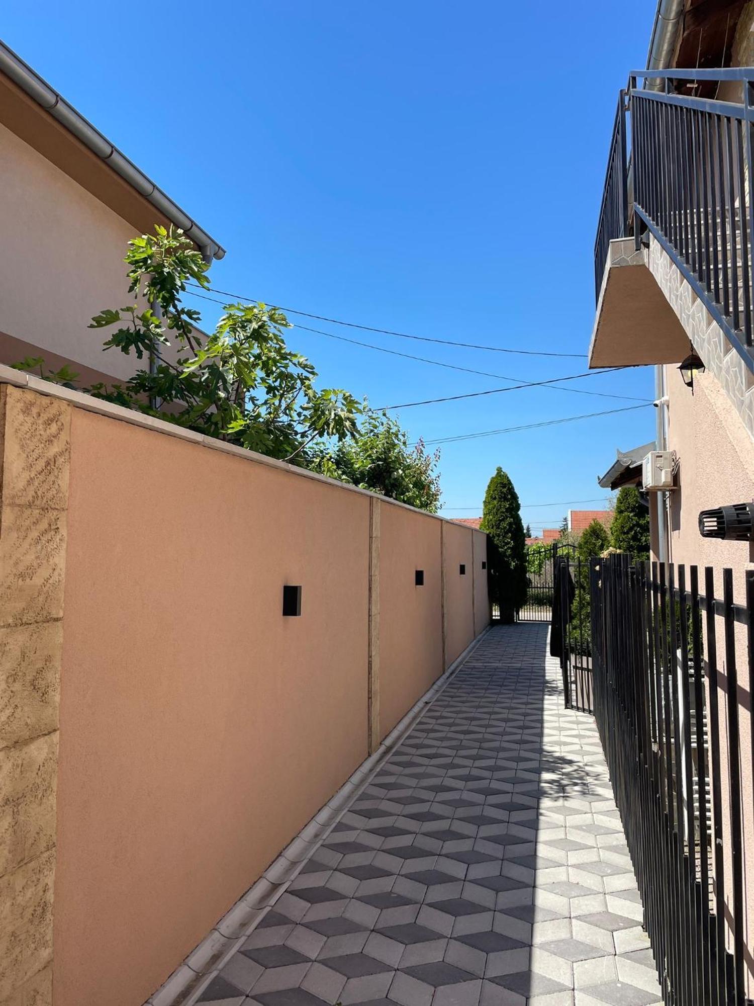Apartman Diamond Lux Surčin Buitenkant foto